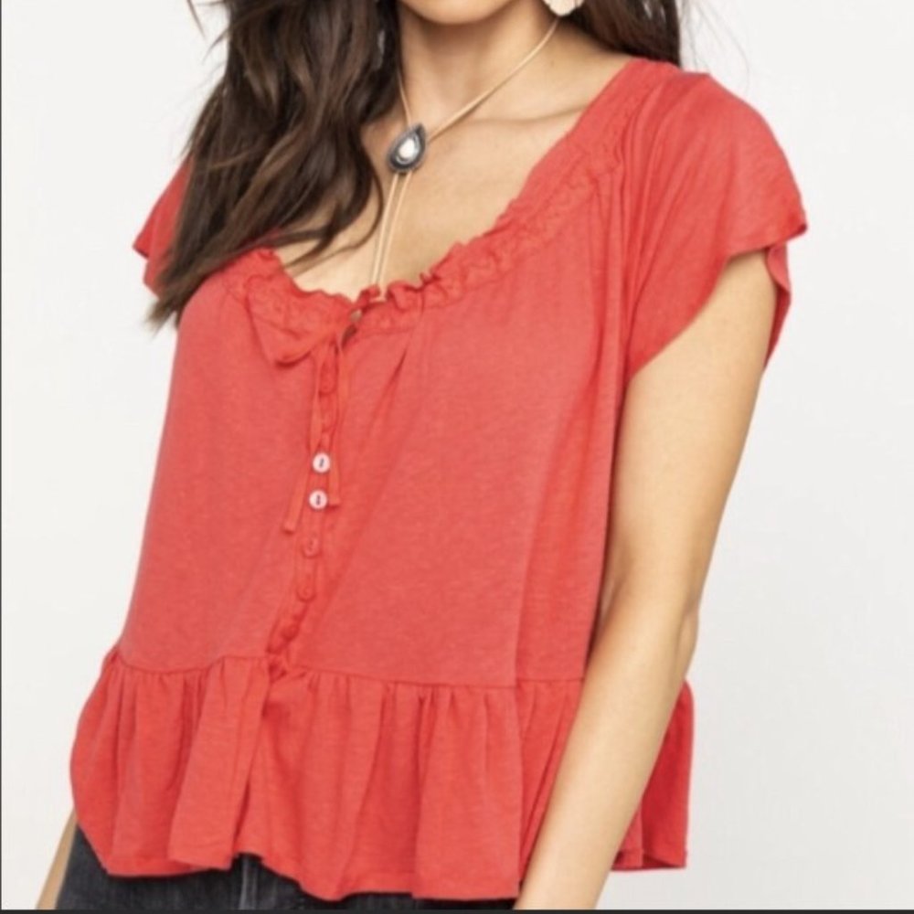 NWT Free People Short Sleeves Ruffle Sccop Neck(S)